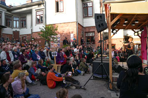 Esiintymislavalla Joelle Taylor (UK), 2018. Kuva: Pekka Huttunen