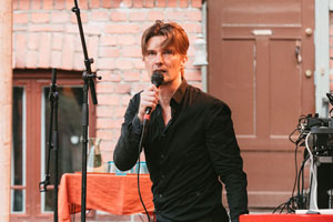 Outuon J.P. Laitinen. Kuva: Riikka Vaahtera