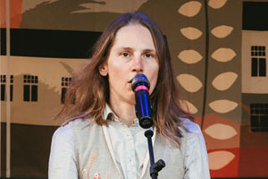 Outuon Alexandra Salmela. Kuva: Riikka Vaahtera