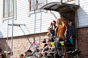 Festariyleisöä, Annikin Runofestivaali 2022. Kuva: Liisa Mäkinen