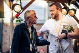 Runofestivaalin taiteellinen johtaja J.K. Ihalainen ja Stephen James Smith (IE). Kuva: Eino Ansio.